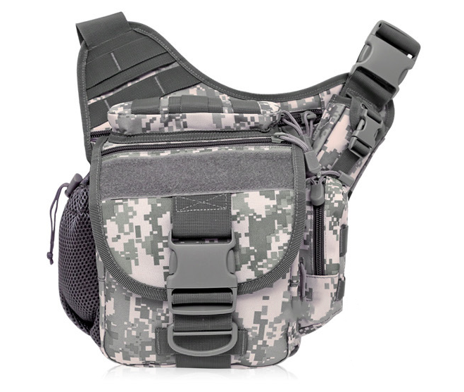 Large Outdoor Saddle Bag for SLR Cameras and Gear