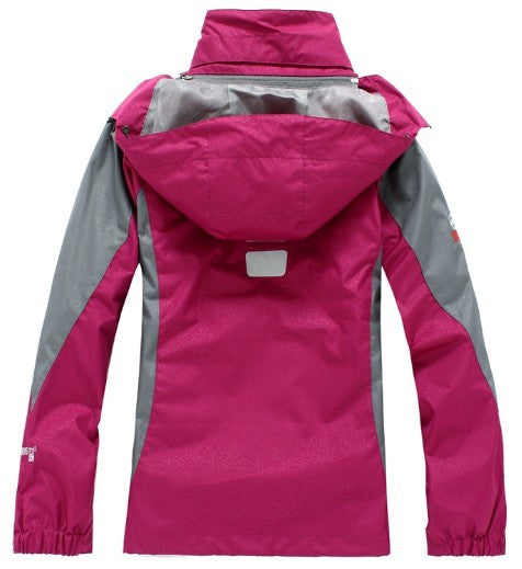 Jacket for Mountaineering and Camping Activities